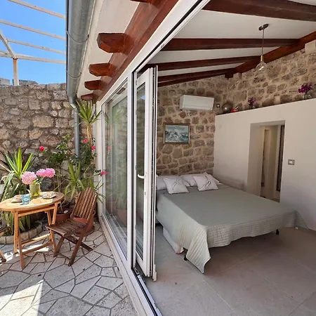 公寓 Stone By Walls, Unique View, Perfect For 2