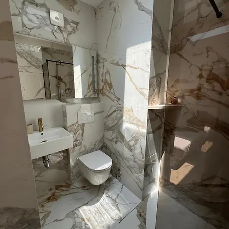 Stone By Walls, Unique View, Perfect For 2 *