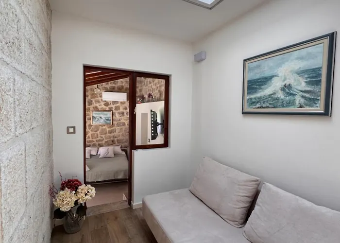 Stone By Walls, Unique View, Perfect For 2 Dubrownik
